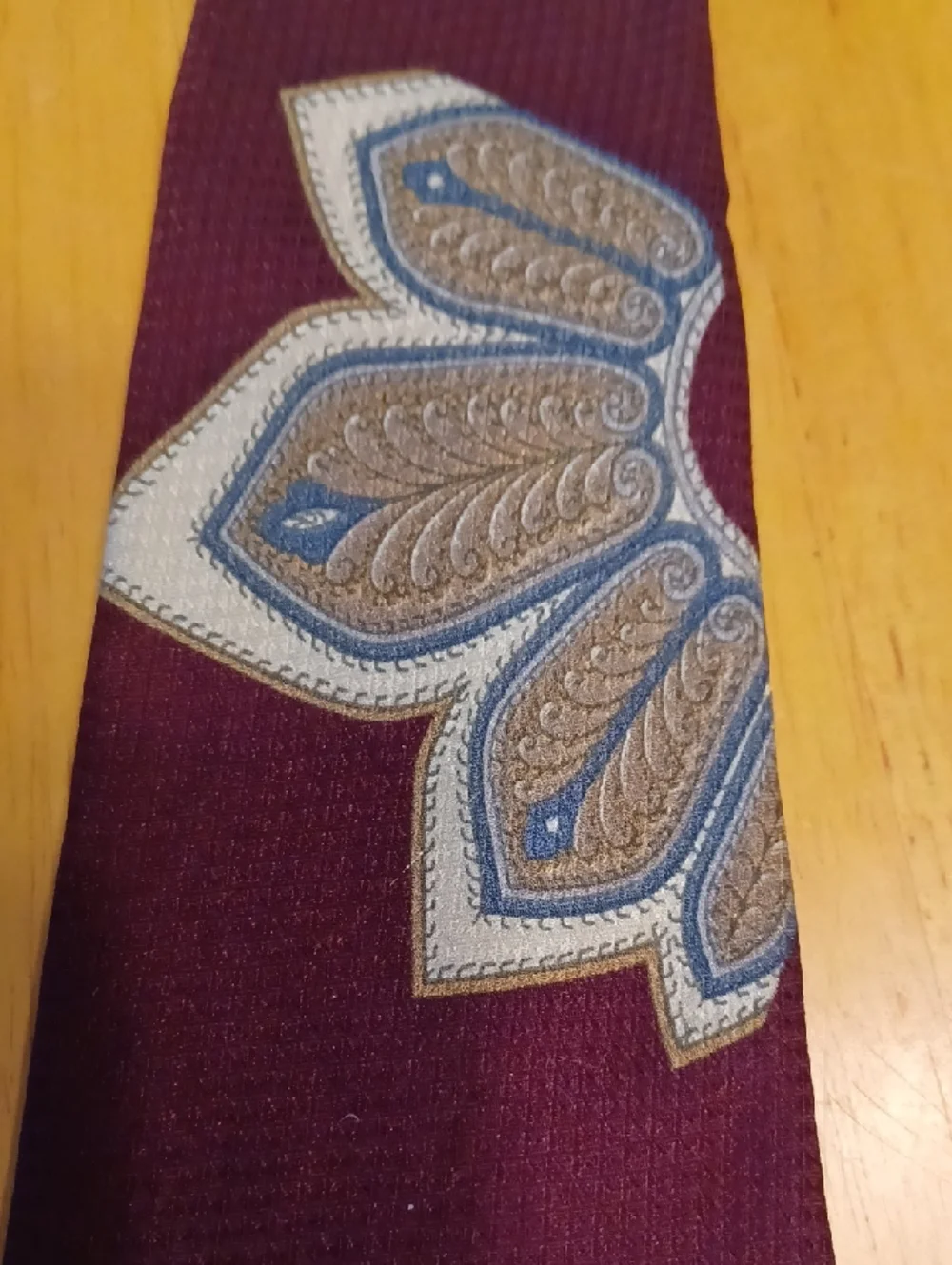 Geoffrey Beene Set Of 2 100% Silk Neck Ties